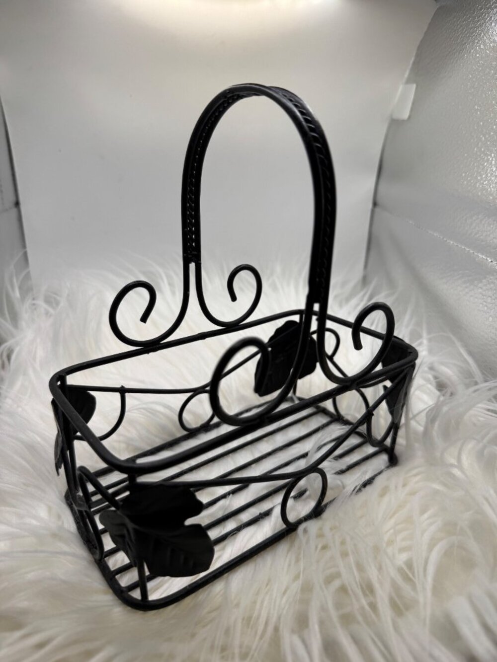 Basket Black Metal Decorative Handle & Leaf Design 5" x 3" Rectangle Ideal For H